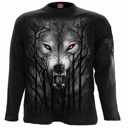 wolf baring fangs in dark forest black crew neck shirt for men